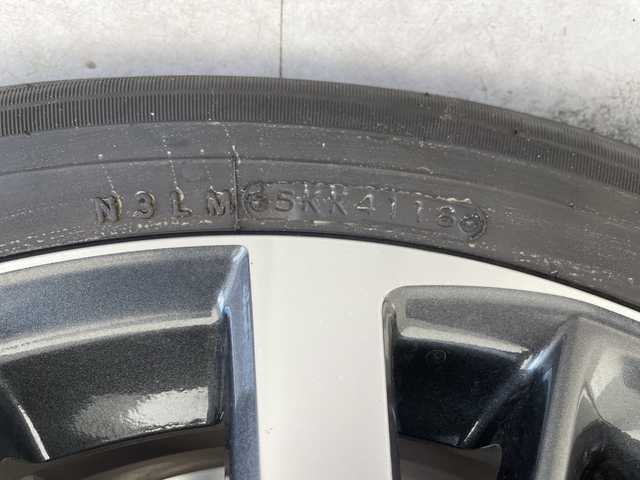 トヨタ クラウン ハイブリッド G 愛知県 2018(平30)年 1.1万km ブラック トヨタセーフティセンス/純正8型ナビ/レーダークルーズコントロール/バックカメラ/パワーシート/ヘッドアップディスプレイ/ブラインドスポットモニター/コーナーセンサー/純正アルミホイール/ＥＴＣ/LEDヘッドライト/パドルシフト/ドライブレコーダー/ステアリングスイッチ/スマートキー/プッシュスタート