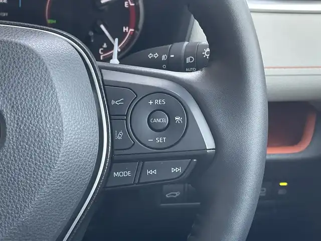 トヨタ ＲＡＶ４ アドベンチャー 東京都 2022(令4)年 3.4万km アーバンカーキ トヨタセーフティセンス/パノラマルーフ/純正ディスプレイオーディオ/パノラミックビューモニター/デジタルインナーミラー/シートヒーター/パワーシート/電動リアゲート/ETC/ドライブレコーダー