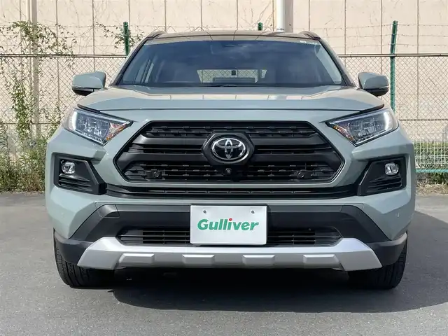 トヨタ ＲＡＶ４ アドベンチャー 東京都 2022(令4)年 3.4万km アーバンカーキ トヨタセーフティセンス/パノラマルーフ/純正ディスプレイオーディオ/パノラミックビューモニター/デジタルインナーミラー/シートヒーター/パワーシート/電動リアゲート/ETC/ドライブレコーダー