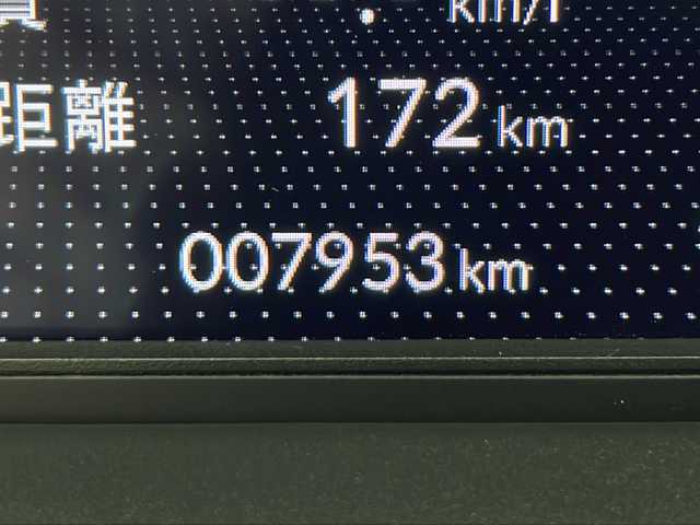 ホンダ フィット ホーム 道央・札幌 2023(令5)年 0.8万km クリスタルブラックパール ４ＷＤ/ホンダセンシング/純正オーディオ/　(CD/DVD/FM/AUX)/前後コーナーセンサー/ビルトインＥＴＣ/ＬＥＤライト/オートライト/オートハイビーム/純正フロアマット　/ハーフレザーシート/プッシュスタート/スマートキー/ステアリングリモコン/電動格納ミラー/取扱説明書/保証書