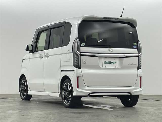 ホンダ Ｎ ＢＯＸ カスタム G L ターボ ホンダセンシング 福島県 2020(令2)年 4.9万km プラチナホワイトパール 純正SDナビゲーション/型式：VXU-195NBi/【AM/FM/SD/CD/DVD/Bluetooth/USB/フルセグTV】/・バックカメラ/・ETC/ホンダセンシング/・衝突軽減ブレーキ/・レーンキープアシスト/・アダプティブクルーズコントロール/・オートマチックハイビーム/車線逸脱警報装置/コーナーセンサー/ターボ/パドルシフト/・ステアリングスイッチ/両側パワースライドドア/LEDヘッドライト/・LEDフロントフォグライト/・オートライト/純正15インチアルミホイール/純正フロアマット/ABS/横滑り防止装置/盗難防止装置/ダブル＋サイド＋カーテンエアバック/プッシュスタート/・スマートキー/・スペアキー/・エンジンスターター/取扱説明書/・保証書