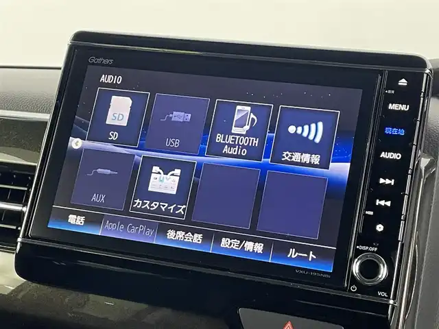 ホンダ Ｎ ＢＯＸ カスタム G L ターボ ホンダセンシング 福島県 2020(令2)年 4.9万km プラチナホワイトパール 純正SDナビゲーション/型式：VXU-195NBi/【AM/FM/SD/CD/DVD/Bluetooth/USB/フルセグTV】/・バックカメラ/・ETC/ホンダセンシング/・衝突軽減ブレーキ/・レーンキープアシスト/・アダプティブクルーズコントロール/・オートマチックハイビーム/車線逸脱警報装置/コーナーセンサー/ターボ/パドルシフト/・ステアリングスイッチ/両側パワースライドドア/LEDヘッドライト/・LEDフロントフォグライト/・オートライト/純正15インチアルミホイール/純正フロアマット/ABS/横滑り防止装置/盗難防止装置/ダブル＋サイド＋カーテンエアバック/プッシュスタート/・スマートキー/・スペアキー/・エンジンスターター/取扱説明書/・保証書
