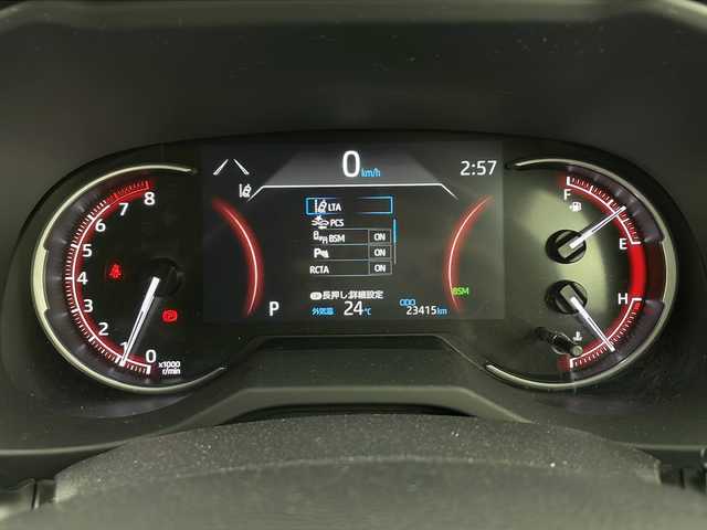 トヨタ ＲＡＶ４ アドベンチャー オフロードPKG 三重県 2022(令4)年 2.4万km アティチュードブラックマイカ 禁煙車/純正9型DAナビ/・AppleCarplay・AndroidAuto・AM・FM・BT/トヨタセーフティセンス/・レーントレーシングアシスト/・オートマチックハイビーム/・プリクラッシュセーフティ/・クリアランスソナー/・レーダークルーズコントロール/・ロードサインアシスト/・パーキングサポートブレーキ/・リヤクロストラフィックアラート/・パノラミックビューモニター/・ブラインドスポットモニター/デジタルインナーミラー/前席シートヒーター・エアシート/運転席メモリー付きパワーシート/ステアリングヒーター/LEDヘッドライト/電動パーキングブレーキ/純正18インチアルミ/ビルトインETC/取扱説明書/スペアキー