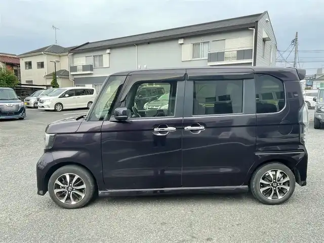 ホンダ Ｎ ＢＯＸ カスタム G EX ターボ ホンダセンシング 埼玉県 2018(平30)年 12.9万km プレミアムベルベットパープル・パール (株)IDOMが運営する【じしゃロン川越店】の自社ローン専用車両になります。/こちらは現金またはオートローンご利用時の価格です。/自社ローンご希望の方は別途その旨お申付け下さい/純正SDナビ　/バックカメラ/FM/AM／CD／DVD再生／TV／BT接続/ETC/フリップダウンモニター/純正ドラレコ/USB/ステアリングスイッチ/取説/ナビ取説/車線逸脱/横滑り防止/プッシュスタート