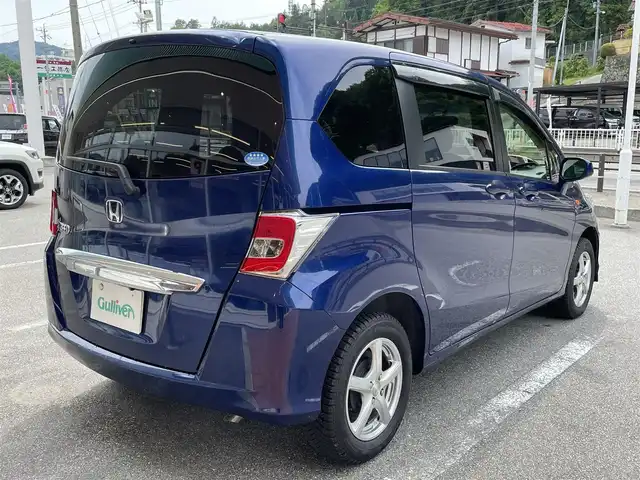ホンダ フリード G 岐阜県 2015(平27)年 4.9万km コバルトブルーパール /社外SDナビ/（ワンセグテレビ.AM.FM.CD.DVD.SD.Bluetooth）//バックカメラ//ドアバイザー//両側スライドドア//電格ミラー//4WD//ETC