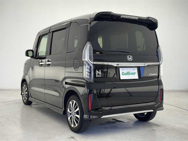 ホンダ Ｎ ＢＯＸ カスタム L 千葉県 2022(令4)年 2.8万km 黒 純正フルセグナビ（DVD/CD/Bluetooth/USB/AM/FM、SD）/ホンダセンシング/衝突軽減ブレーキ/路外逸脱抑制機能/標識検知機能/先行車発進お知らせ機能/片側パワースライドドア/オートクルーズコントロール/ビルトインETC/前席シートヒーター/LEDオートライト/LEDフォグランプ/オートマチィックハイビーム/オートライト/電格ミラー/純正フロアマット/純正ドアバイザー/スマートキー/ドアバイザー/前後ドライブレコーダー