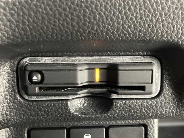 ホンダ Ｎ ＢＯＸ カスタム L 千葉県 2022(令4)年 2.8万km 黒 純正フルセグナビ（DVD/CD/Bluetooth/USB/AM/FM、SD）/ホンダセンシング/衝突軽減ブレーキ/路外逸脱抑制機能/標識検知機能/先行車発進お知らせ機能/片側パワースライドドア/オートクルーズコントロール/ビルトインETC/前席シートヒーター/LEDオートライト/LEDフォグランプ/オートマチィックハイビーム/オートライト/電格ミラー/純正フロアマット/純正ドアバイザー/スマートキー/ドアバイザー/前後ドライブレコーダー