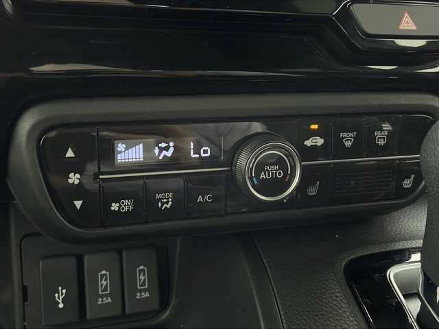 ホンダ Ｎ ＢＯＸ カスタム L 千葉県 2022(令4)年 2.8万km 黒 純正フルセグナビ（DVD/CD/Bluetooth/USB/AM/FM、SD）/ホンダセンシング/衝突軽減ブレーキ/路外逸脱抑制機能/標識検知機能/先行車発進お知らせ機能/片側パワースライドドア/オートクルーズコントロール/ビルトインETC/前席シートヒーター/LEDオートライト/LEDフォグランプ/オートマチィックハイビーム/オートライト/電格ミラー/純正フロアマット/純正ドアバイザー/スマートキー/ドアバイザー/前後ドライブレコーダー