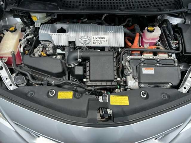 トヨタ プリウス α S ツーリングセレクション 千葉県 2013(平25)年 5.9万km シルバーM モデリスタエアロ　/純正ＨＤＤナビ　/フルセグＴＶ　/バックカメラ　/Ｂｌｕｅｔｏｏｔｈ接続　/ＣＤ／ＤＶＤ再生　/ビルトインＥＴＣ　/純正フロアマット　/純正１７インチアルミホイール/横滑り防止装置