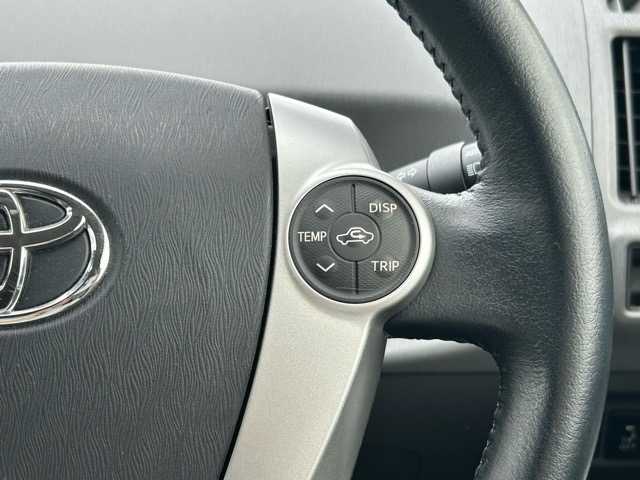 トヨタ プリウス α S ツーリングセレクション 千葉県 2013(平25)年 5.9万km シルバーM モデリスタエアロ　/純正ＨＤＤナビ　/フルセグＴＶ　/バックカメラ　/Ｂｌｕｅｔｏｏｔｈ接続　/ＣＤ／ＤＶＤ再生　/ビルトインＥＴＣ　/純正フロアマット　/純正１７インチアルミホイール/横滑り防止装置