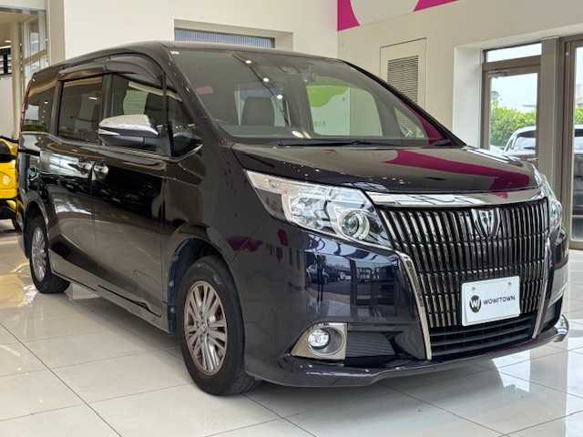トヨタ エスクァイア Gi ブラックテーラード 埼玉県 2017(平29)年 10.7万km スパークリングブラックパールクリスタルシャイン トヨタセーフティーセンス/純正メモリナビ/　　CD/BT/ワンセグ/バックカメラ/両側パワースライドドア/LEDオートライト/革シート/シートヒーター/純正15インチアルミホイール/ETC