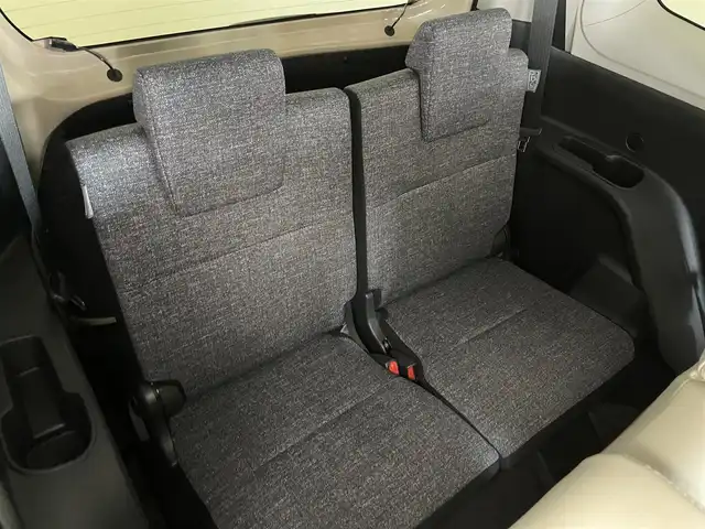 トヨタ シエンタ ハイブリッド Z 埼玉県 2022(令4)年 0.8万km ベージュ 純正１０．５インチディスプレイオーディオナビ　パノラミックビューモニター　ＢＳＭ　ＥＴＣ　モデリスタアルミホイール　シートヒーター　ステアリングヒーター　ＤＶＤ　ＴＶ　ＡＣ１００Ｖ　社外ツィーター