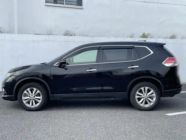 日産 エクストレイル 20X エマージェンシーブレーキ 千葉県 2014(平26)年 7.2万km ダイヤモンドブラック (株)IDOMが運営する【じしゃロン八千代店】の自社ローン専用車両になります。/こちらは現金またはオートローンご利用時の価格です。自社ローンご希望の方は別途その旨お申付け下さい/純正ナビ/エマージェンシーブレーキ/前席シートヒーター/純正AW