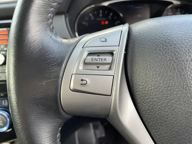 日産 エクストレイル 20X エマージェンシーブレーキ 千葉県 2014(平26)年 7.2万km ダイヤモンドブラック (株)IDOMが運営する【じしゃロン八千代店】の自社ローン専用車両になります。/こちらは現金またはオートローンご利用時の価格です。自社ローンご希望の方は別途その旨お申付け下さい/純正ナビ/エマージェンシーブレーキ/前席シートヒーター/純正AW