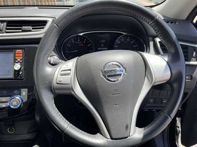 日産 エクストレイル 20X エマージェンシーブレーキ 千葉県 2014(平26)年 7.2万km ダイヤモンドブラック (株)IDOMが運営する【じしゃロン八千代店】の自社ローン専用車両になります。/こちらは現金またはオートローンご利用時の価格です。自社ローンご希望の方は別途その旨お申付け下さい/純正ナビ/エマージェンシーブレーキ/前席シートヒーター/純正AW