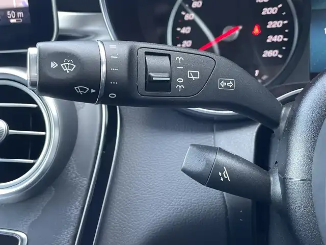 メルセデス・ベンツ Ｃ２２０ｄ ステーションワゴン アバンギャルドAMGライン 埼玉県 2018(平30)年 4.6万km ポーラホワイト 黒レザーシート/ドライビングパッケージ/アダプティブクルーズコントロール/純正HDDナビ/(Bluetooth/USB/フルセグ)/バックカメラ/Ａｐｐｌｅ　Ｃａｒ　Ｐｌａｙ/ブラインドスポットモニター/パークアシスト/アンビエントライト/ETC