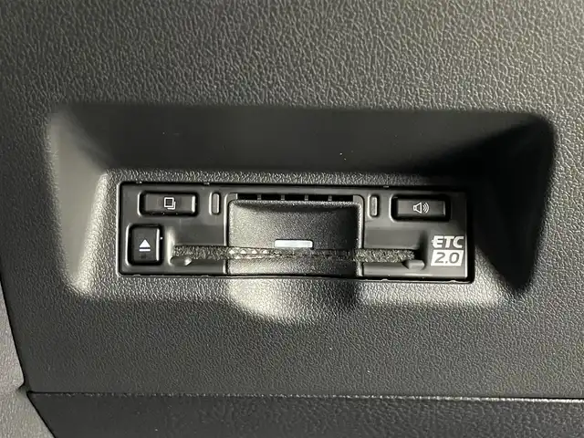 トヨタ アルファード Z 埼玉県 2025(令7)年 0.2万km ブラック 純正ナビ/(Bluetooth/HDMI/USB/AM/FM)/地デジフルセグ/全方位カメラ/前後ドライブレコーダー/ETC2.0/純正フリップダウンモニター/ガラスルーフ/アダプティブクルーズコントロール/衝突軽減ブレーキ/ブラインドスポットモニター/クリアランスソナー/標識認識機能/シートメモリー/置くだけ充電/デジタルインナーミラー/シートヒーター・ベンチレーション/電子パーキングシステム/ブレーキホールド/サンシェード/純正フロアマット/純正18インチアルミホイール