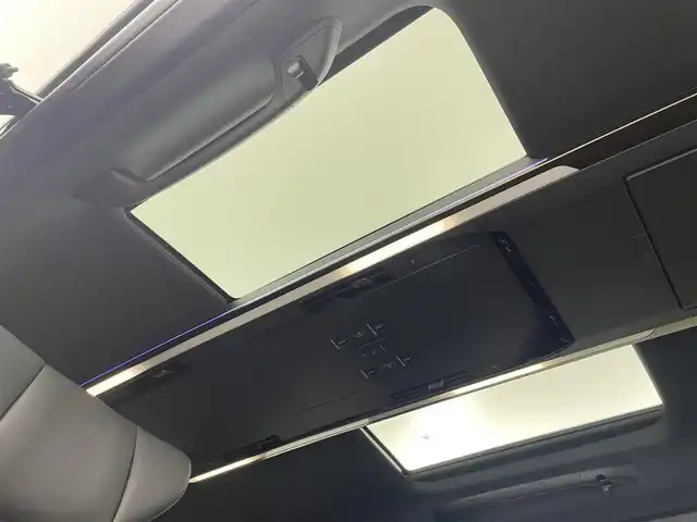 トヨタ アルファード Z 埼玉県 2025(令7)年 0.2万km ブラック 純正ナビ/(Bluetooth/HDMI/USB/AM/FM)/地デジフルセグ/全方位カメラ/前後ドライブレコーダー/ETC2.0/純正フリップダウンモニター/ガラスルーフ/アダプティブクルーズコントロール/衝突軽減ブレーキ/ブラインドスポットモニター/クリアランスソナー/標識認識機能/シートメモリー/置くだけ充電/デジタルインナーミラー/シートヒーター・ベンチレーション/電子パーキングシステム/ブレーキホールド/サンシェード/純正フロアマット/純正18インチアルミホイール