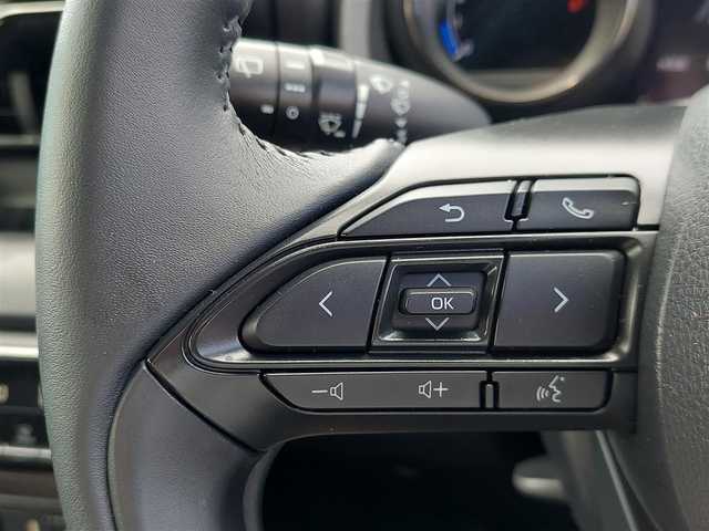 トヨタ ヤリス Z 東京都 2020(令2)年 5.6万km ブラック 純正ディスプレイオーディオ/Bluetooth/純正アルミホイール/バックカメラ/ETC/オートマティックハイビーム/フルセグテレビ/LEDヘッドライト/アダプティブクルーズコントロール/キーレスエントリー/プッシュスタート