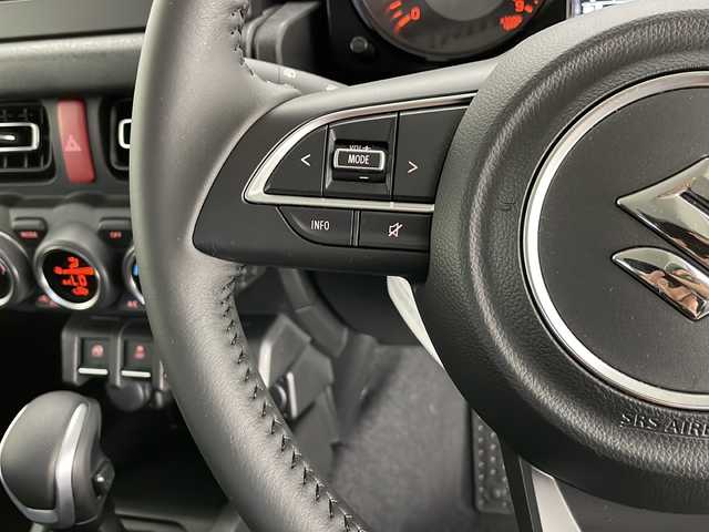 スズキ ジムニー XC 長野県 2023(令5)年 0.1万km未満 ジャングルグリーン 4WD/社外メモリナビ&フルセグTV&CD&DVD&BT/クルーズコントロール/車線逸脱警報/衝突軽減ブレーキ/アイドリングストップ/ステアリングスイッチ/LEDヘッドライト/オートライト/フロントフォグランプ/電動格納ミラー/ウィンカーミラー/ドアミラーヒーター/背面タイヤ/プッシュスタート/スマートキー/スペアキー1本