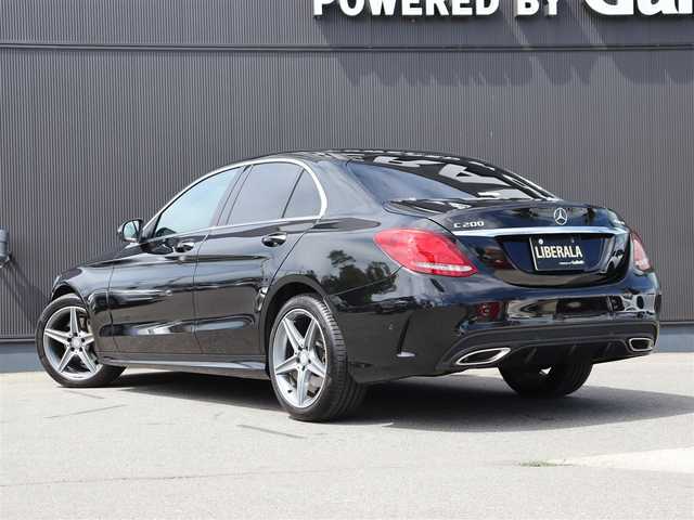 メルセデス・ベンツ Ｃ２００ 4マチック AVG AMGライン 長野県 2017(平29)年 5.4万km オブシディアンブラック レーダーセーフティＰＫＧ/黒革シート　/純正ナビＴＶ　/バックカメラ　/ディストロニック　/衝突軽減ブレーキ　/ＬＫＡ　/ＢＳＭ　/パワーシート／ヒーター　/エアサス　/キーレスゴー　/ＬＥＤライト　/純正１８ＡＷ