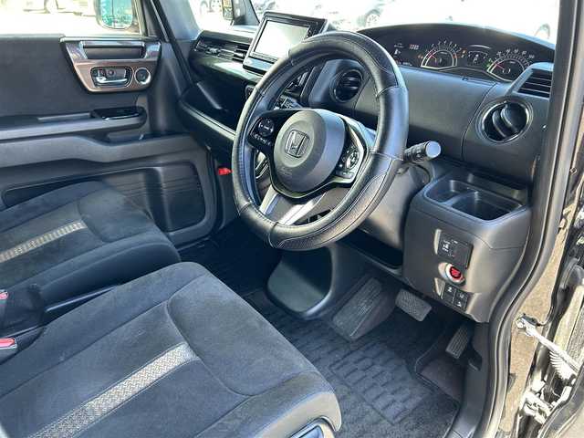 ホンダ Ｎ ＢＯＸ カスタム G EX ホンダセンシング 大阪府 2018(平30)年 8万km クリスタルブラックパール ”(株)IDOMが運営する【じしゃロン堺店】の自社ローン専用車両になります。/こちらは現金またはオートローンご利用時の価格です。自社ローンご希望の方は別途その旨お申付け下さい”