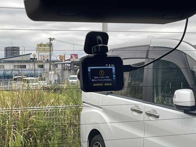トヨタ シエンタ G クエロ 岩手県 2018(平30)年 4.8万km ホワイトパールクリスタルシャイン ワンオーナー/禁煙車/純正メモリナビ/フルセグ/　CD/SD/Bluetooth/アラウンドビューカメラ/両側パワースライドドア/ハーフレザーシート/スマートキー×２/LEDヘッドライト/オートライト/オートハイビーム/フォグランプ/衝突被害軽減ブレーキ/レーンアシスト/革巻きステアリング/ETC/新車時保証書/取扱説明書/ナビ取説