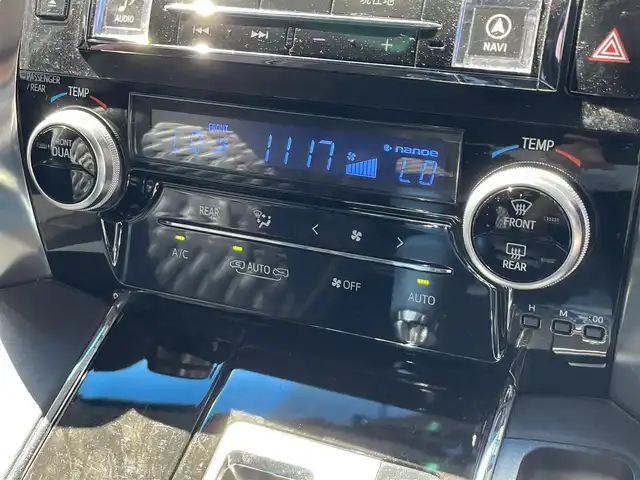 トヨタ アルファード S Cパッケージ 滋賀県 2015(平27)年 5.6万km ブラック ALPINE製10インチナビ/【Bluetooth/CD/DVD/SD/フルセグTV】/ALPINE製フリップダウンモニター/バックカメラ/両側電動スライドドア/ハーフレザーシート /D/N席パワーシート/二列目パワーリクライニング/N席/二列目パワーオットマン/レーダークルーズコントロール/LEDヘッドライト/オートライト/オートマチックハイビーム/前後コーナーセンサー/ビルトインETC/パワーバックドア/プッシュスタート/スマートキー/ステアリングリモコン/後席サンシェード