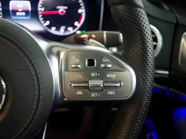 メルセデス・ベンツ Ｓ４００ｄ スポーツリミテッド 兵庫県 2020(令2)年 4万km パール ワンオーナー/レザーエクスクルーシブパッケージ/ベーシックパッケージ/レーダーセーフティ/黒革/サンルーフ/ブルメスターサウンド/シートヒーター/ベンチレーション/パワーシート/パワートランク/純正ナビ/全方位カメラ/ETC/マルチビームLED/アンビエントライト/スマートキー