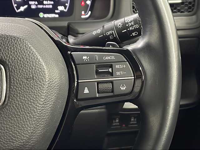 ホンダ ステップワゴン スパーダ eHEV プレミアムライン 長崎県 2022(令4)年 7.5万km クリスタルブラックパール 純正11.4インチメモリナビ/（フルセグ/CD/DVD/Bluetooth/AppleCarplay/AndroidAuto）/マルチビューカメラシステム/ブラインドスポットインフォメーション/Honda SENSING/アダプティブドライビングビーム/パワーテールゲート(メモリー機能付)/2列目オットマン/運転席＆助手席シートヒーター/2列目シートヒーター/トリプルゾーンコントロール・フルオートエアコンディショナー/コンビシート/純正17インチアルミホイール/純正フロアマット/純正LEDヘッドライト/パドルシフト/ETC/減速セレクター/全列USBチャージャー