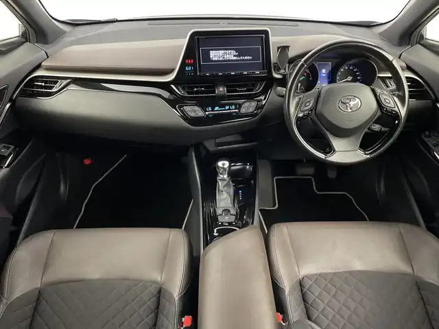 トヨタ Ｃ－ＨＲ G LEDエディション 鹿児島県 2018(平30)年 6.7万km ブラックマイカ 純正SDナビ/（AM/FM/CD/DVD/Bluetooth）/フルセグテレビ/モデリスタエアロ/トヨタセーフティセンス/レーダークルーズコントロール/シートヒーター/ETC/ハーフレザーシート/オートライト/オートハイビーム/ドライブレコーダー/純正AW18インチ/オートブレーキホールド/LEDヘッドライト/純正フロアマット/オートエアコン