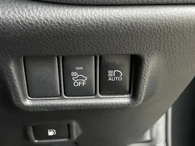 トヨタ Ｃ－ＨＲ G LEDエディション 鹿児島県 2018(平30)年 6.7万km ブラックマイカ 純正SDナビ/（AM/FM/CD/DVD/Bluetooth）/フルセグテレビ/モデリスタエアロ/トヨタセーフティセンス/レーダークルーズコントロール/シートヒーター/ETC/ハーフレザーシート/オートライト/オートハイビーム/ドライブレコーダー/純正AW18インチ/オートブレーキホールド/LEDヘッドライト/純正フロアマット/オートエアコン