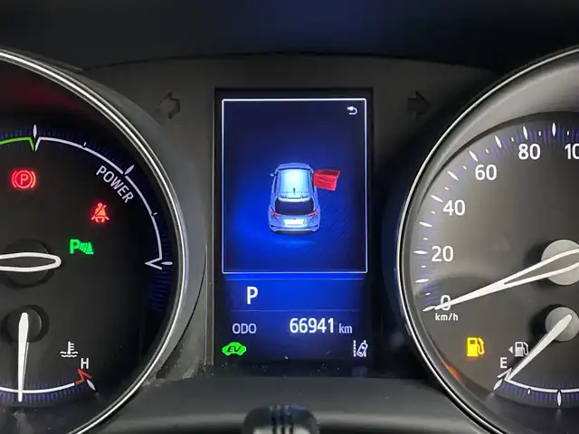 トヨタ Ｃ－ＨＲ G LEDエディション 鹿児島県 2018(平30)年 6.7万km ブラックマイカ 純正SDナビ/（AM/FM/CD/DVD/Bluetooth）/フルセグテレビ/モデリスタエアロ/トヨタセーフティセンス/レーダークルーズコントロール/シートヒーター/ETC/ハーフレザーシート/オートライト/オートハイビーム/ドライブレコーダー/純正AW18インチ/オートブレーキホールド/LEDヘッドライト/純正フロアマット/オートエアコン