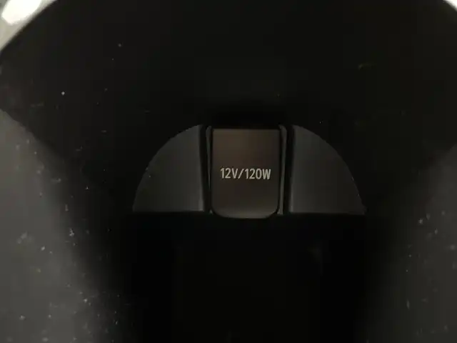 トヨタ Ｃ－ＨＲ G LEDエディション 鹿児島県 2018(平30)年 6.7万km ブラックマイカ 純正SDナビ/（AM/FM/CD/DVD/Bluetooth）/フルセグテレビ/モデリスタエアロ/トヨタセーフティセンス/レーダークルーズコントロール/シートヒーター/ETC/ハーフレザーシート/オートライト/オートハイビーム/ドライブレコーダー/純正AW18インチ/オートブレーキホールド/LEDヘッドライト/純正フロアマット/オートエアコン