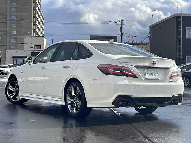 トヨタ クラウン ハイブリッド RS アドバンス Four 道北・旭川 2018(平30)年 8.2万km ホワイトパールクリスタルシャイン /4WD//寒冷地仕様//禁煙車//純正メモリナビ//CD/DVD/BD/SD/MSV/BT/AUX/USB/フルセグ//パノラミックビューモニター//トヨタセーフティセンス//PCS/ACC/LTA/BSM/RCTA/PCD/PKSB/RSA//クリアランスソナー//パーキングアシスト//パドルシフト//オートハイビーム//オートライト//LEDヘッドライト//フォグライト//ヘッドライトウォッシャー//オートリトラミラー//オートワイパー//運転席メモリシート//パワーシート//シートヒーター//ステアリングヒーター//ミラーヒーター//フロントデアイサー//ドライブレコーダー//ビルトインETC2.0//GPSレーダー//純正エンジンスターター//純正フロアマット//AW冬タイヤ積込