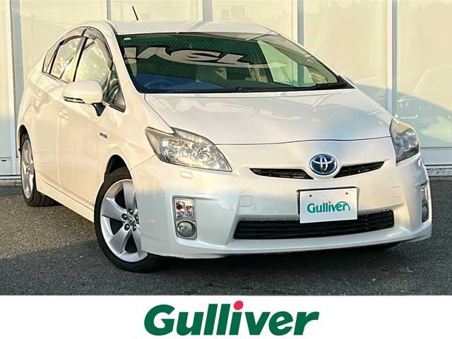 トヨタ プリウス S ツーリングセレクション 福岡県 2010(平22)年 5.4万km ホワイトパールクリスタルシャイン 純正ナビ/（AM/FM/CD/DVD/HDD/BT/ワンセグ）/ETC/バックカメラ/純正フロアマット/純正17インチアルミホイール/オートライト/フォグランプ/プッシュスタート/スマートキー/純正ドアバイザー/電動格納ミラー/ステアリングスイッチ/W+サイド+カーテンエアバッグ/アルミホイール付きスタッドレスタイヤ/保証書・取扱説明書・記録簿