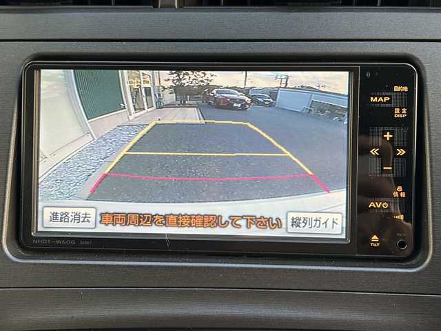 トヨタ プリウス S ツーリングセレクション 福岡県 2010(平22)年 5.4万km ホワイトパールクリスタルシャイン 純正ナビ/（AM/FM/CD/DVD/HDD/BT/ワンセグ）/ETC/バックカメラ/純正フロアマット/純正17インチアルミホイール/オートライト/フォグランプ/プッシュスタート/スマートキー/純正ドアバイザー/電動格納ミラー/ステアリングスイッチ/W+サイド+カーテンエアバッグ/アルミホイール付きスタッドレスタイヤ/保証書・取扱説明書・記録簿