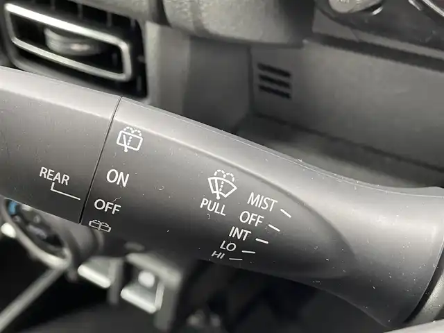 スズキ ジムニー XC 東京都 2025(令7)年 0.4万km シフォンアイボリーM セーフティサポート/デュアルカメラブレーキサポート/レーンキープアシスト/カロッツェリア ディスプレイオーディオ/Bluetooth/HDMI/バックカメラ/クルーズコントロール/LEDヘッドライト/ダウンヒルコントロール/前席シートヒーター/ビルトインETC/純正１６AW