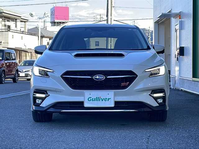 スバル レヴォーグ 1．8STIスポーツ EX 岐阜県 2023(令5)年 1.9万km クリスタルホワイトP 禁煙車/アイサイト/AM/FM/USB/純正ナビ/アップルカープレイ/アンドロイドオート/クルーズコントロール/ドライブモードセレクト/レーンキープアシスト/パワーバックドア/パワーシート/赤レザーシート/シートヒーター/シートメモリー/サイドカメラ/バックカメラ/ドライブレコーダー/純正アルミホイール/純正フロアマット/ビルトインETC/プッシュスタート/オートエアコン/オートライト/スマートキー/スペアキー