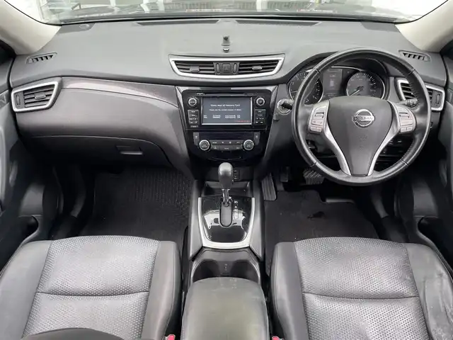 日産 エクストレイル 20Xtt エマージェンシーブレーキ 徳島県 2016(平28)年 7万km ダイヤモンドブラック (株)IDOMが運営する【じしゃロン徳島店】の自社ローン専用車両になりますこちらは現金またはオートローンご利用時の価格です。/純正ナビ/バックカメラ/アラウンドビューモニター/ETC/フルセグTV/パワーバックドア/ドライブレコーダー/シートヒーター/LEDオートライト/純正AW