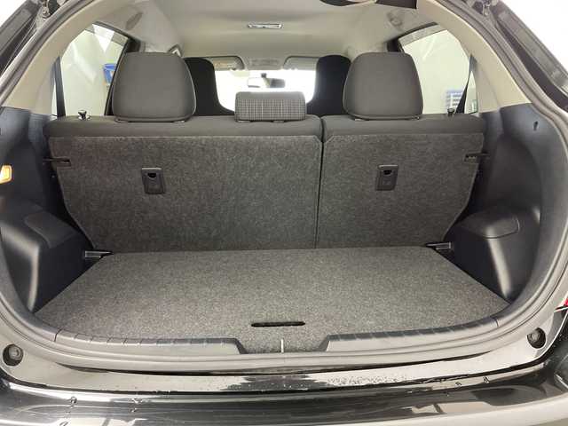 トヨタ ヴィッツ F 道央・札幌 2016(平28)年 4.9万km ブラックマイカ ・4WD/・寒冷地仕様/・純正SDナビ/・CD/DVD/SD/フルセグTV/・Bluetooth接続/・横滑り防止装置/・ヘッドライトレベライザー/・純正フロアマット/・電動格納ミラー/・ウィンカーミラー/・ドアバイザー/・リモコンキー