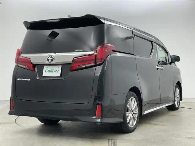 トヨタ アルファード S タイプゴールド 岡山県 2020(令2)年 4.9万km ブラック 純正９インチディスプレイオーディオ/（CD/DVD/フルセグ/USB/AppleCarplay/AndroidAuto）/バックカメラ/純正１２インチ後席モニター/レーダークルーズコントロール/両側電動スライド/電動リアゲート/ＡＣ１００Ｖ電源/ビルトインＥＴＣ２．０/ハーフレザーシート/オートブレーキホールド/三眼ＬＥＤヘッドライト/オートハイビーム/フォグランプ/レーンキープアシスト/コーナーセンサー（前/後）/踏み間違い防止/純正18インチAW/純正フロアマット/スマートキー×2