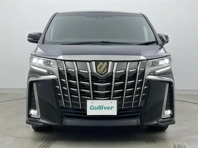 トヨタ アルファード S タイプゴールド 岡山県 2020(令2)年 4.9万km ブラック 純正９インチディスプレイオーディオ/（CD/DVD/フルセグ/USB/AppleCarplay/AndroidAuto）/バックカメラ/純正１２インチ後席モニター/レーダークルーズコントロール/両側電動スライド/電動リアゲート/ＡＣ１００Ｖ電源/ビルトインＥＴＣ２．０/ハーフレザーシート/オートブレーキホールド/三眼ＬＥＤヘッドライト/オートハイビーム/フォグランプ/レーンキープアシスト/コーナーセンサー（前/後）/踏み間違い防止/純正18インチAW/純正フロアマット/スマートキー×2