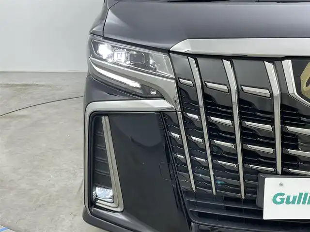 トヨタ アルファード S タイプゴールド 岡山県 2020(令2)年 4.9万km ブラック 純正９インチディスプレイオーディオ/（CD/DVD/フルセグ/USB/AppleCarplay/AndroidAuto）/バックカメラ/純正１２インチ後席モニター/レーダークルーズコントロール/両側電動スライド/電動リアゲート/ＡＣ１００Ｖ電源/ビルトインＥＴＣ２．０/ハーフレザーシート/オートブレーキホールド/三眼ＬＥＤヘッドライト/オートハイビーム/フォグランプ/レーンキープアシスト/コーナーセンサー（前/後）/踏み間違い防止/純正18インチAW/純正フロアマット/スマートキー×2