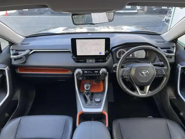 トヨタ ＲＡＶ４ ハイブリッド アドベンチャー 東京都 2024(令6)年 3.3万km アティチュードブラックマイカ サンルーフ/１０型ディスプレィオーディオナビ＆フルセグ/・BluetoothAudio　　/・AppleCarPlay/AndroidAuto/デジタルインナーミラー　/合皮スポーティシート　/メモリパワーシート　/快適温熱シート　/シートベンチレーション　/パワーバックドア　/ブラインドスポットモニター/パーキングサポートブレーキ/セーフティセンス/（衝突回避支援パッケージ）/・プリクラッシュセーフティ/・レーダークルーズコントロール/・ロードサインアシスト/・レーントレーシングアシストサポート/・オートマチックハイビーム/プッシュエンジンスタート/ステアリングヒーター/保証書＆取説/Wエアバック＆ABS