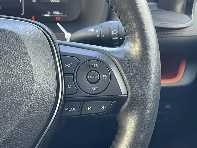 トヨタ ＲＡＶ４ ハイブリッド アドベンチャー 東京都 2024(令6)年 3.3万km アティチュードブラックマイカ サンルーフ/１０型ディスプレィオーディオナビ＆フルセグ/・BluetoothAudio　　/・AppleCarPlay/AndroidAuto/デジタルインナーミラー　/合皮スポーティシート　/メモリパワーシート　/快適温熱シート　/シートベンチレーション　/パワーバックドア　/ブラインドスポットモニター/パーキングサポートブレーキ/セーフティセンス/（衝突回避支援パッケージ）/・プリクラッシュセーフティ/・レーダークルーズコントロール/・ロードサインアシスト/・レーントレーシングアシストサポート/・オートマチックハイビーム/プッシュエンジンスタート/ステアリングヒーター/保証書＆取説/Wエアバック＆ABS