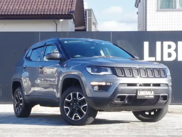 クライスラー・ジープ ジープ コンパス トレイルホーク 岩手県 2020(令2)年 2.9万km グレー 自動緊急ブレーキ/レーンセンス/ブラインドスポット/ACC/パークセンス/純正メモリナビ/バックカメラ/DSRC/前後ドラレコ/純正ラバーマット/ドアバイザー/社外CDプレーヤー/キセノンライト