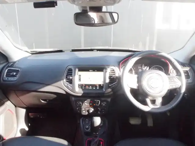 クライスラー・ジープ ジープ コンパス トレイルホーク 岩手県 2020(令2)年 2.9万km グレー 自動緊急ブレーキ/レーンセンス/ブラインドスポット/ACC/パークセンス/純正メモリナビ/バックカメラ/DSRC/前後ドラレコ/純正ラバーマット/ドアバイザー/社外CDプレーヤー/キセノンライト