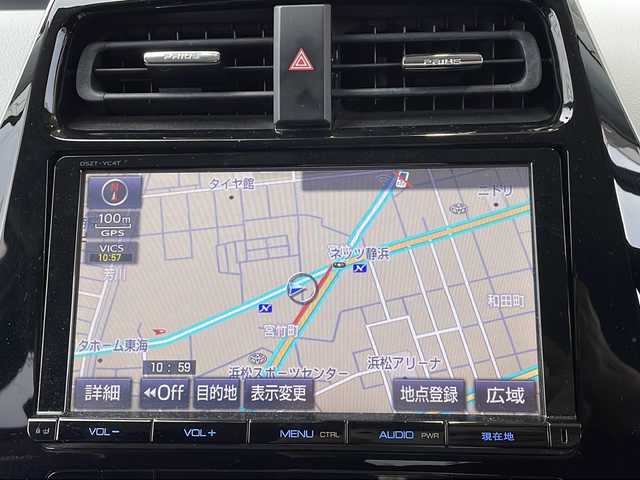 トヨタ プリウス A 静岡県 2016(平28)年 9.7万km ホワイトパールクリスタルシャイン 純正SDナビ/・CD/・DVD/・フルセグＴＶ/・Bluetooth/・AM/・FM/主要装備/・TRDエアロF/R/・衝突軽減/・レーンキープ/・追従クルコン/・BSM/・コーナーセンサー前後/・バックカメラ/・ETC/・ドラレコ前/・HUD/・ステリモ/・ヒーテッドドアミラー/・スマートキー/・プッシュスタート/・純正フロアマット/・社外アルミホイール/・LEDヘッドライト/・オートライト/・オートハイビーム