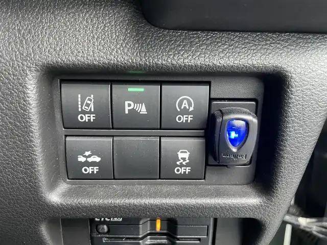 スズキ ハスラー Jスタイル ターボ 静岡県 2022(令4)年 6.4万km クールカーキパールメタリック/ホワイト2トーンルーフ 純正ナビ/・フルセグTV/・Bluetooth接続/・DVD再生/・USB入力端子/スズキセーフティーサポート/デュアルカメラブレーキサポート/レーダークルーズコントロール/全方位カメラ/プッシュスタート/スマートキー/スペアキー/前席シートヒーター/LEDオートライト/オートハイビーム/リアコーナーセンサー/ドラレコ/ビルトインETC2.0/取扱説明書/保証書